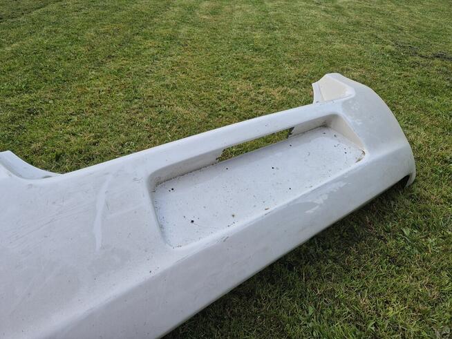 Zderzak tylny toyota yaris ll