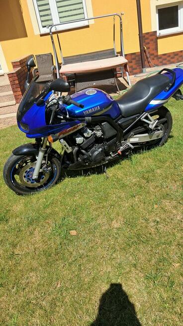 YAMAHA 600 96 koni. 2002r.