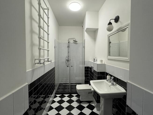 WYNAJMĘ przestronną kawalerkę PRZY METRZE Dworzec Wileński