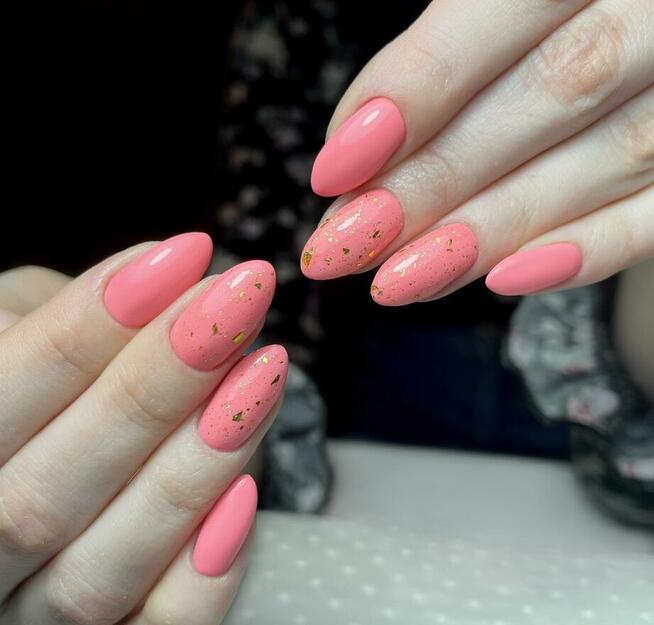 Paznokcie hybrydowe / żelowe / kauczukowe manicure pedicure