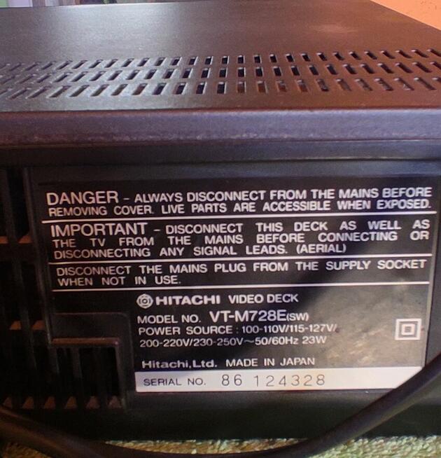 Magnetowid VHS M728 HITACHI