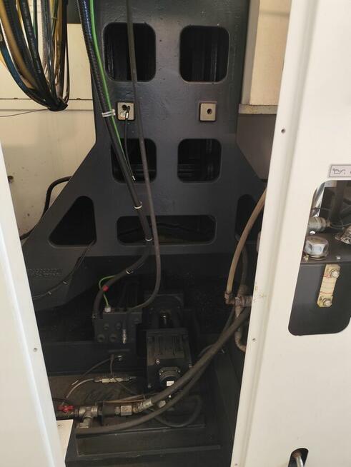 Pionowe centrum obróbcze MAZAK VCN-530C 2012r.