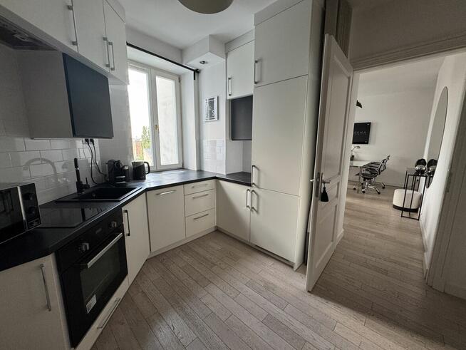 WYNAJMĘ przestronną kawalerkę PRZY METRZE Dworzec Wileński