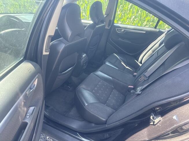 Volvo S60 2.4 D5 163 km