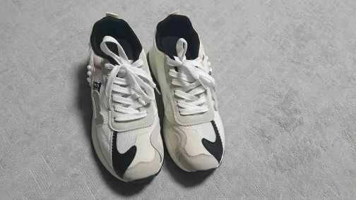 Buty bieganie tenis na co dzień 2025