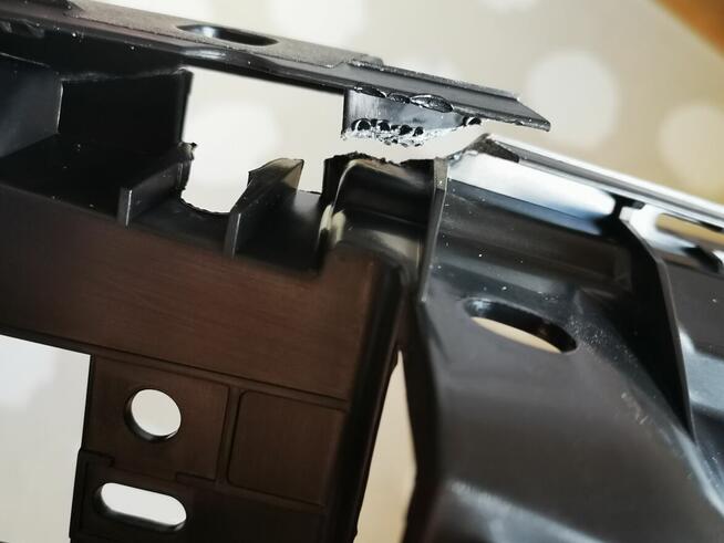 Nowy wspornik zderzaka 9685142780 przód Peugeot 3008 742238