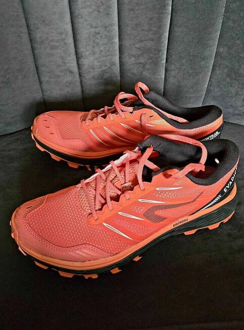 Sprzedam buty sportowe damskie