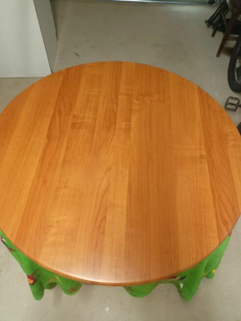 Składanie, montaż, naprawa oraz renowacja mebli.