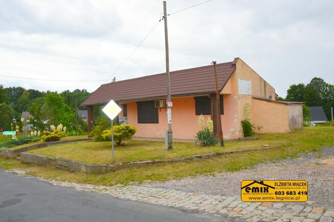 Lokal z możliwością przekształcenia na dom, działka 2800m2