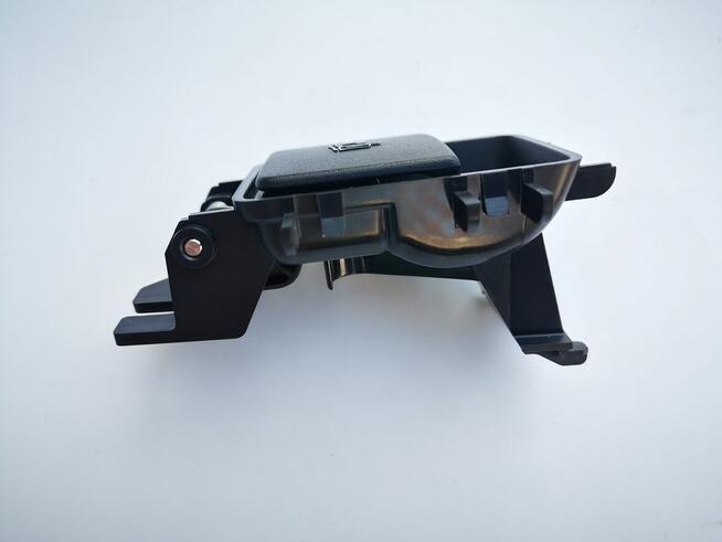 Peugeot 3008 rączka klamka składania opuszczania kanapy lewa