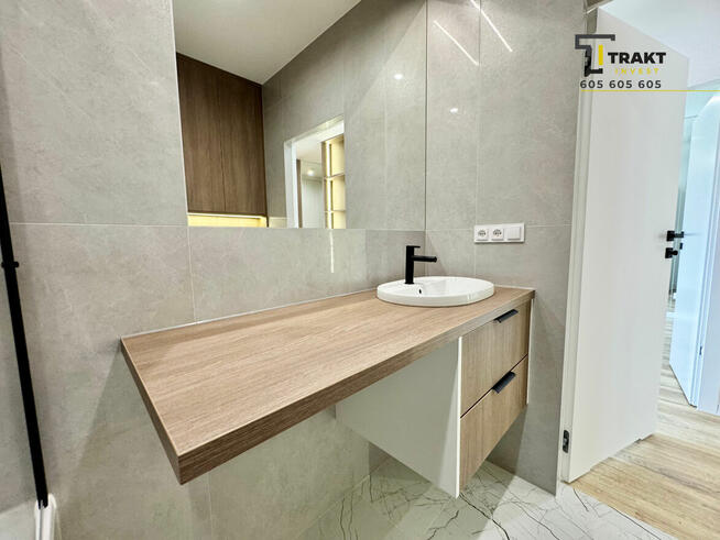 Apartament z garażem- M3 blisko starówki/AGD i meble w cenie