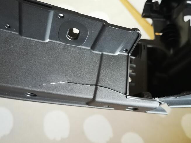 Nowy wspornik zderzaka 9685142780 przód Peugeot 3008 742238