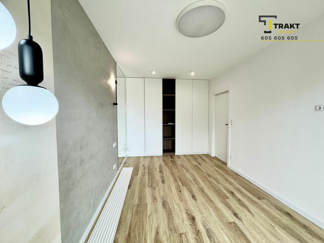 Apartament z garażem- M3 blisko starówki/AGD i meble w cenie