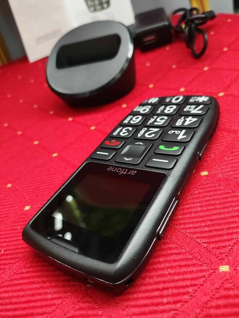 Telefon Komórkowy dla Seniora duże przyciski Smartfon SOS