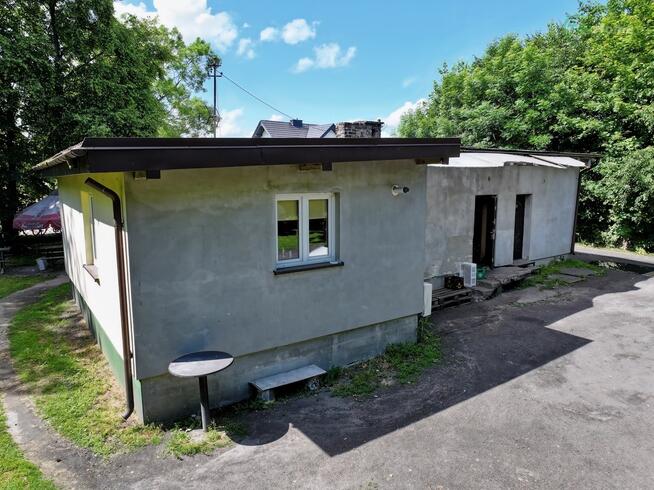 Kołaczków pawilon handlowy z częścią mieszkalną.