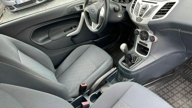Ford Fiesta Benzyna Zarejestrowany Ubezpieczony