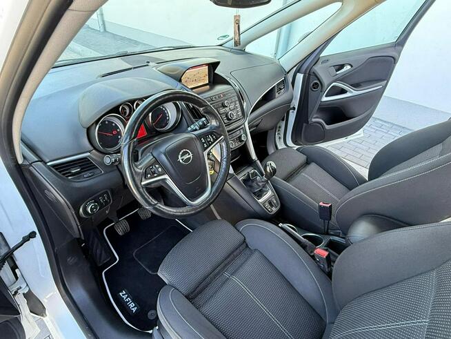Opel Zafira Bezwypadkowy NaVI Super Stan