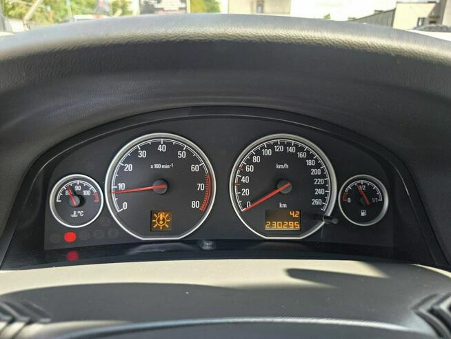 Opel Vectra 1.8 Benzyna 122 KM, Klimatyzacja, Komputer, Wielofunkcyjna Kierownica