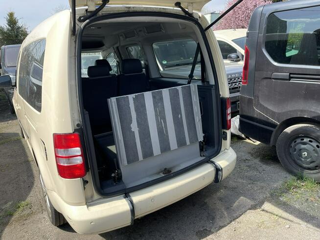 Caddy do przewozu Niepełnosprawnych inwalida rampa 2015
