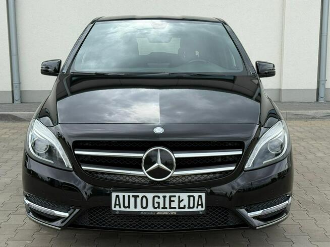 Mercedes B 180 Super Stan Full LED Niski Przebieg