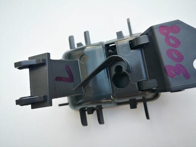 Peugeot 3008 rączka klamka składania opuszczania kanapy lewa