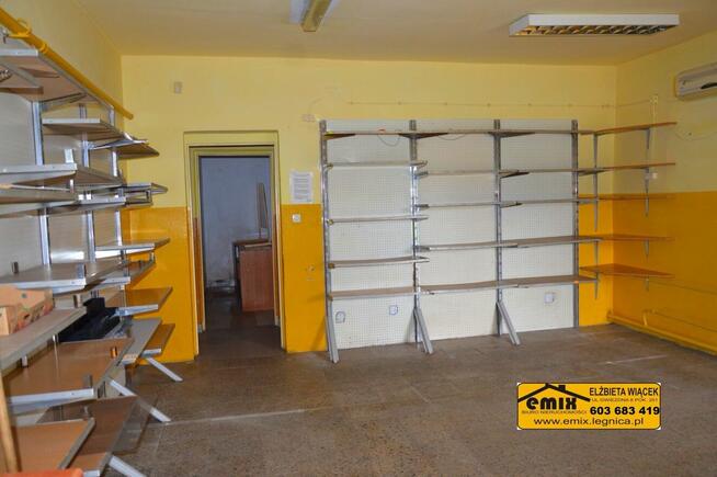 Lokal z możliwością przekształcenia na dom, działka 2800m2