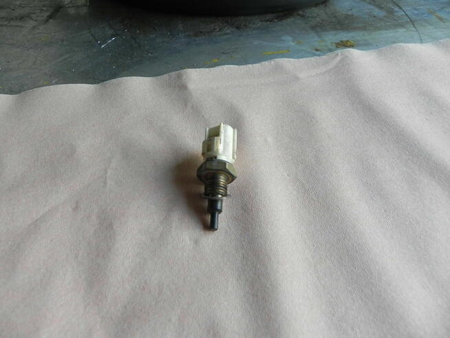 Toyota czujnik silnika