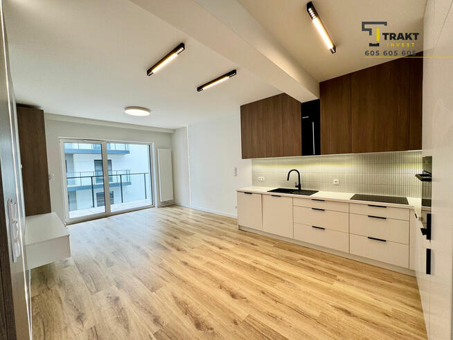 Apartament z garażem- M3 blisko starówki/AGD i meble w cenie