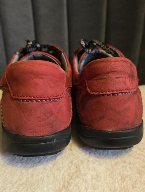 Sprzedam buty damskie