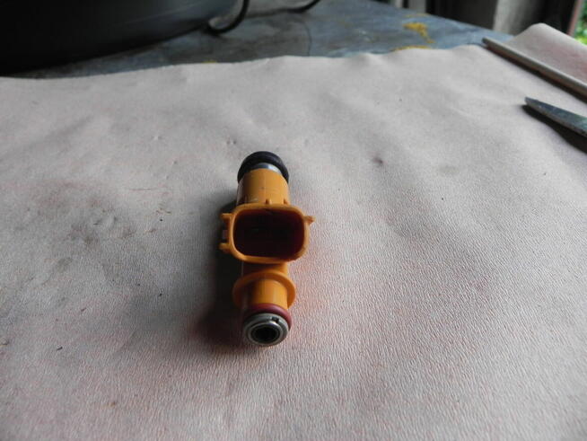 Toyota Wtryskiwacz paliwa