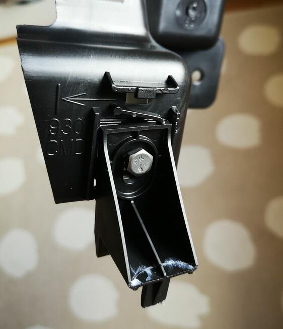 Nowy wspornik zderzaka 9685142780 przód Peugeot 3008 742238