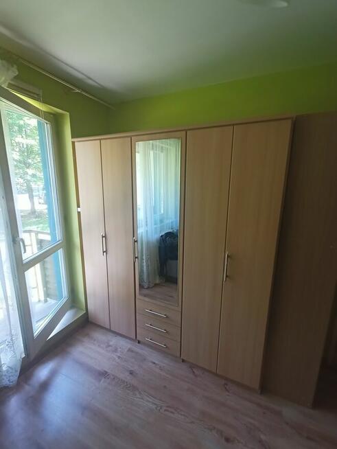 Składanie, montaż, naprawa oraz renowacja mebli.