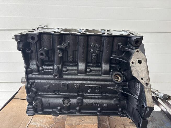 Blok Silnika Słupek Opel Astra Mokka Insignia 1.4 Turbo A14