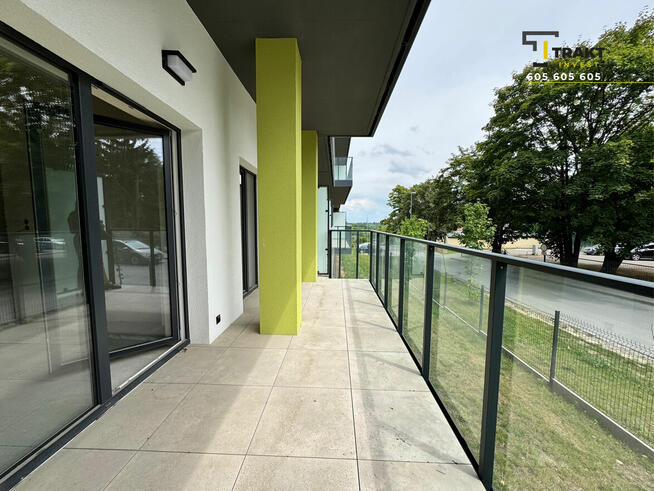 Lokal usługowy z balkonem – pod gabinet/biuro/turystów