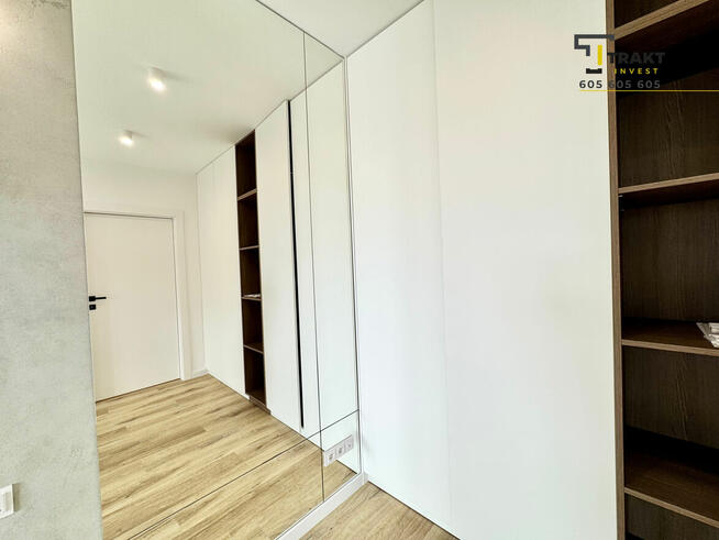 Apartament z garażem- M3 blisko starówki/AGD i meble w cenie