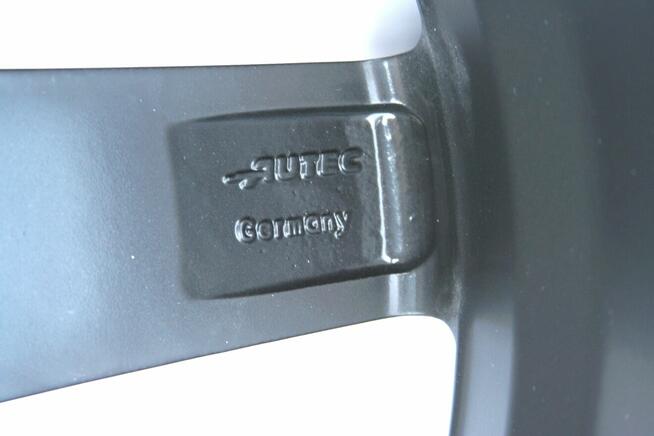 Felga Autec Delano 5x120 8J19 ET45 Nowa dark