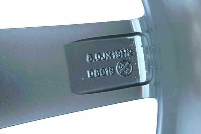 Felga Autec Delano 5x120 8J19 ET45 Nowa dark