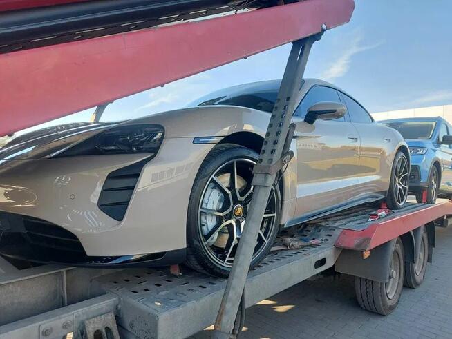 Transport SAMOCHODÓW Osobowych i Busów Niemcy Holandia Europ