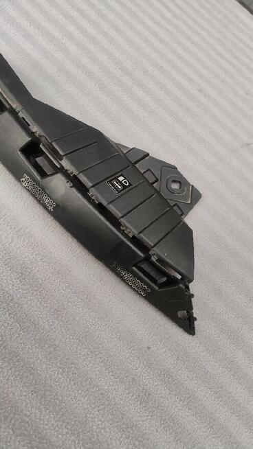 Mercedes GLA ślizg zderzaka przedniego lewy orginalny