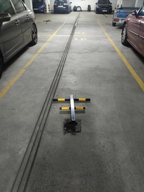 Wynajmę miejsce parkingowe Solińska 4