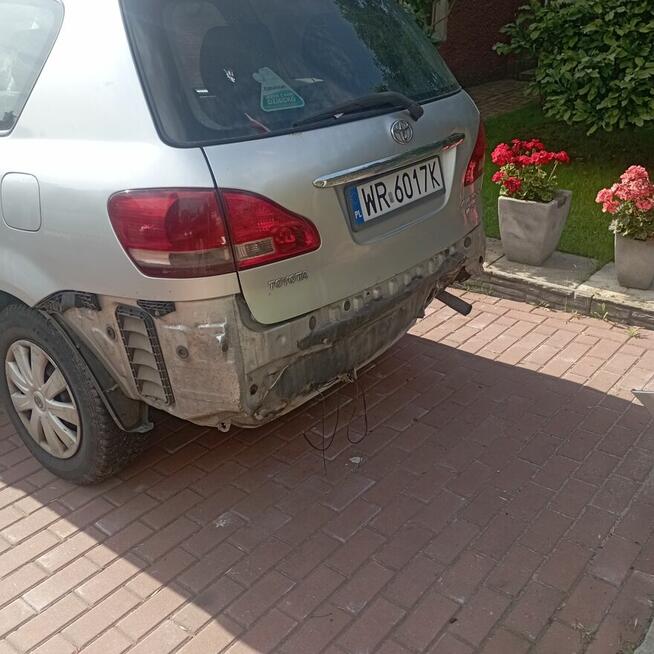 Toyota Avensis Verso