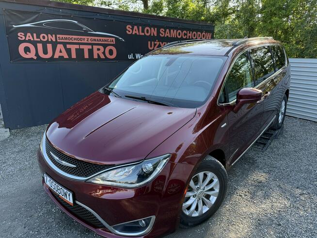 Chrysler Pacifica INSTALACJA GAZOWA. 7-Osobowa . Klimatyzacja 3 Strefowa