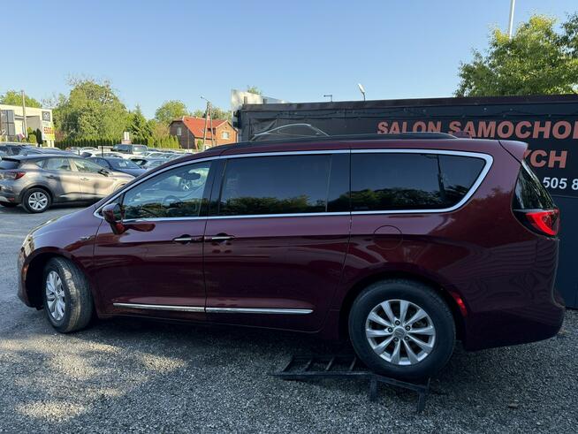 Chrysler Pacifica INSTALACJA GAZOWA. 7-Osobowa . Klimatyzacja 3 Strefowa