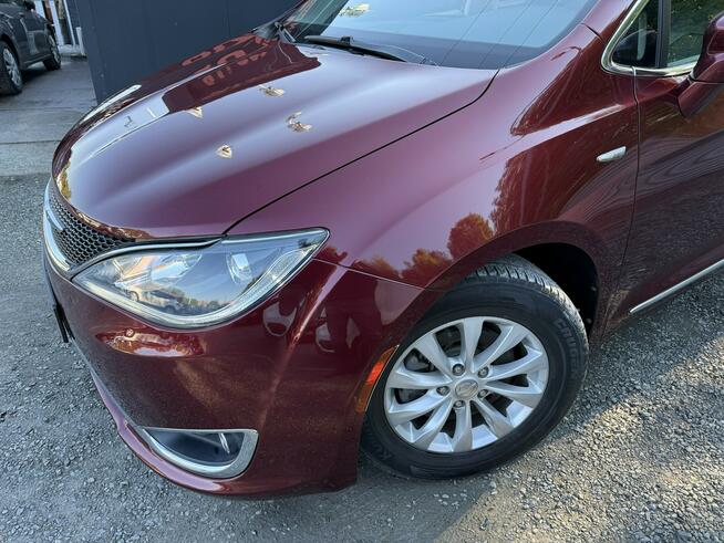 Chrysler Pacifica INSTALACJA GAZOWA. 7-Osobowa . Klimatyzacja 3 Strefowa