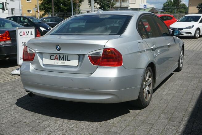 BMW 320 zarejestrowany, ubezpieczony