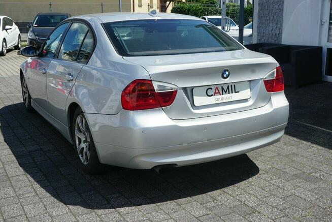 BMW 320 zarejestrowany, ubezpieczony