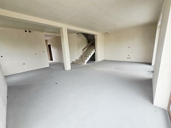 Dom Bilcza gm. Morawica, Szafirowa