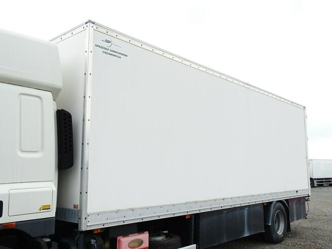 Inna ZABUDOWA Kontener 20 Euro Palet Sprowadzona Szerokość pod ramówki 79 cm , Zamykana Drzwiami