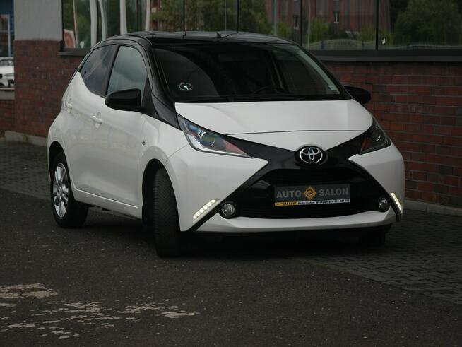 Toyota Aygo Klima*GrzaneFotele*Kamera*PanelDotyk*Esp*Led*Bluet*Alu15*Gwar VGS