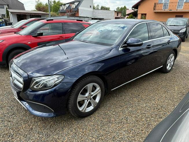 Mercedes E 200 automat, navi, zarejestrowany!